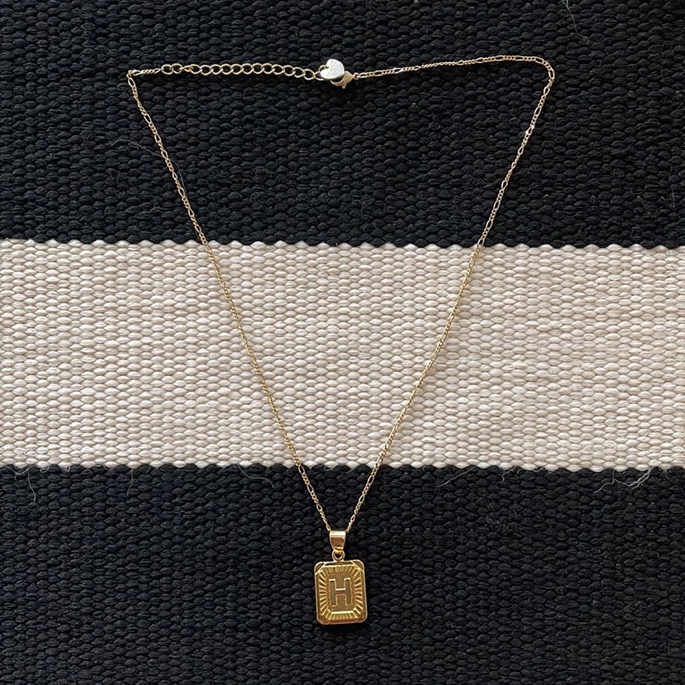 NWOT Bracha 14k GF Initial Card Necklace